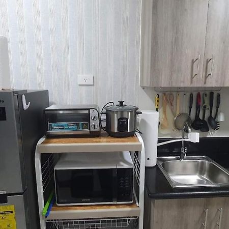 Schoenes Apartment Mit Pool-Nutzung Μανίλα Εξωτερικό φωτογραφία