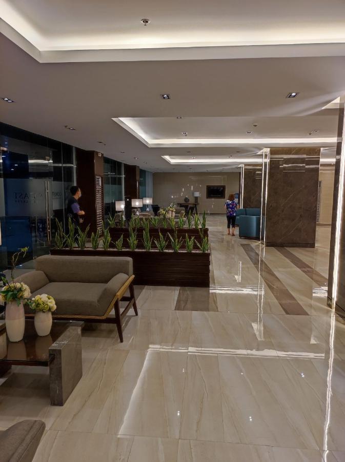 Schoenes Apartment Mit Pool-Nutzung Μανίλα Εξωτερικό φωτογραφία