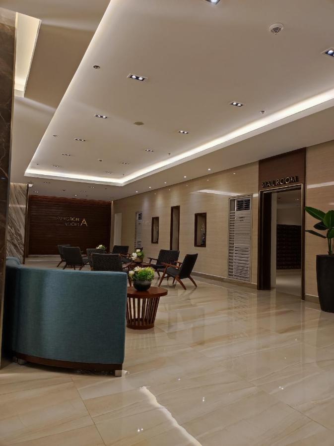 Schoenes Apartment Mit Pool-Nutzung Μανίλα Εξωτερικό φωτογραφία